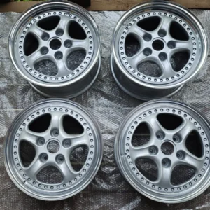 17″ ETA BETA Three-Piece Wheels for Porsche