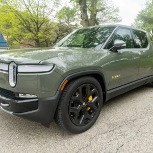 3,800-Mile 2022 Rivian R1T Launch Edition Quad-Motor